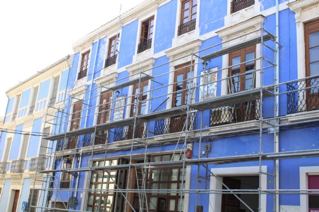 Comienzan las obras de rehabilitación de la cubierta y entrada del Edificio Azul - 2, Foto 2