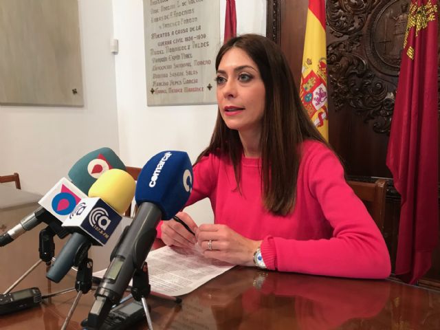 Los mayores lorquinos tendrán a su disposición 835 plazas en 54 cursos durante 2019 en modalidades como gimnasia, arte, nuevas tecnologías o talleres de memoria - 1, Foto 1