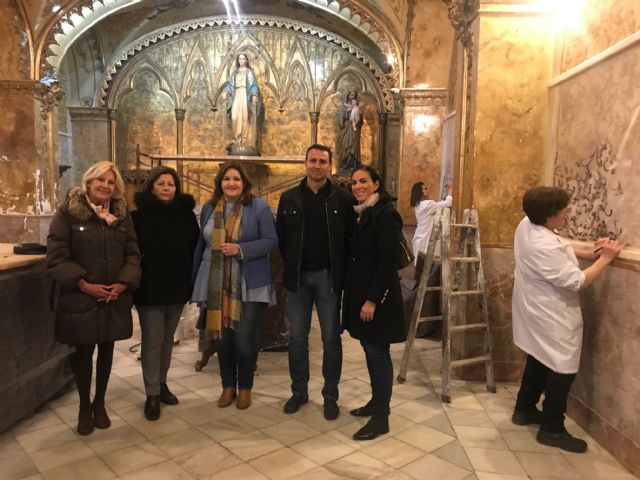 14 alumnos de los talleres de empleo de la Concejalía de Desarrollo Local rehabilitarán la Capilla de la Virgen Milagrosa, ubicada en el Colegio San Francisco de Asís - 1, Foto 1