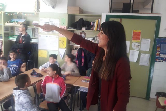 El programa Deporte+Nutrición=salud entra en las aulas del colegio Vicente Ros - 1, Foto 1