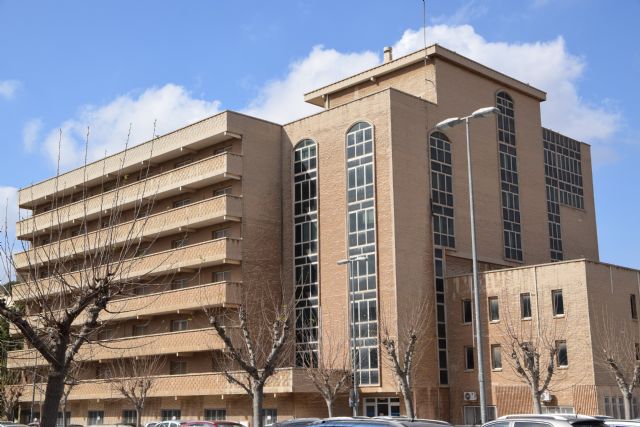 Estudian la viabilidad del uso del antiguo edificio administrativo como residencia universitaria de 250 camas - 1, Foto 1