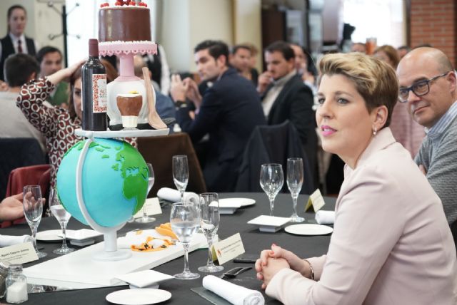 Arroyo participa en la jornada de acogida a empresas colaboradoras y proveedores de la escuela de Hostelería y Turismo de Cartagena - 1, Foto 1