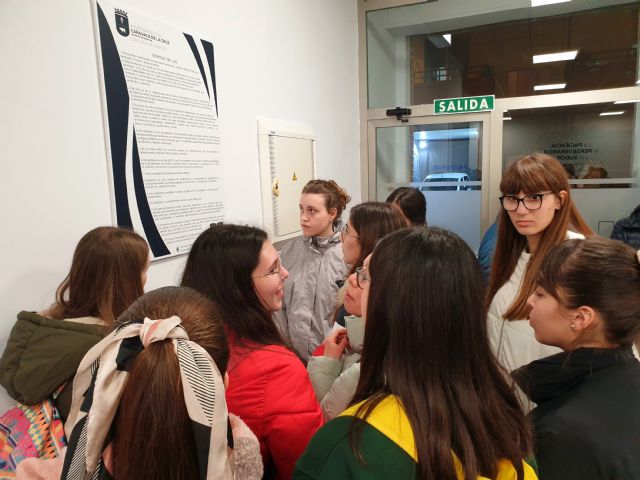 El Ayuntamiento de Caravaca pone en funcionamiento el ´Aula de Estudio 24 horas´, que lleva el nombre de la profesora Encarna Reinón - 2, Foto 2