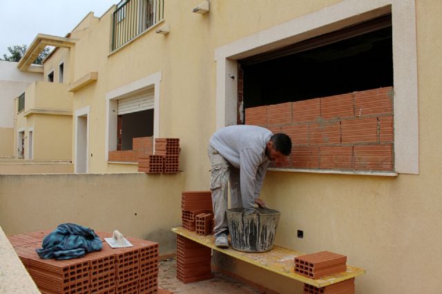 El Ayuntamiento cierra los accesos a la urbanización Los Naranjos de La Palma - 1, Foto 1