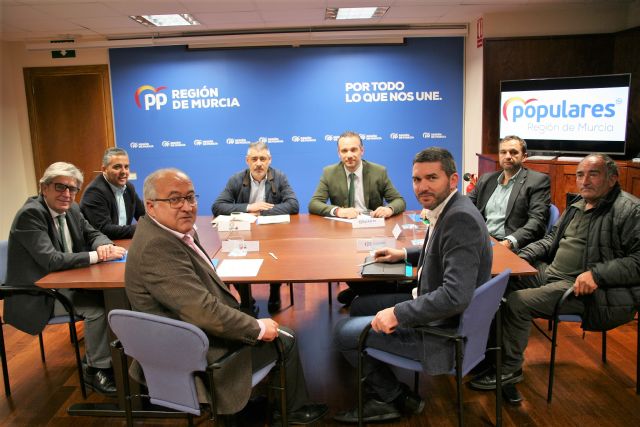 El PP propone a todos los grupos políticos una declaración institucional en la Asamblea en apoyo al sector agrícola y ganadero - 1, Foto 1