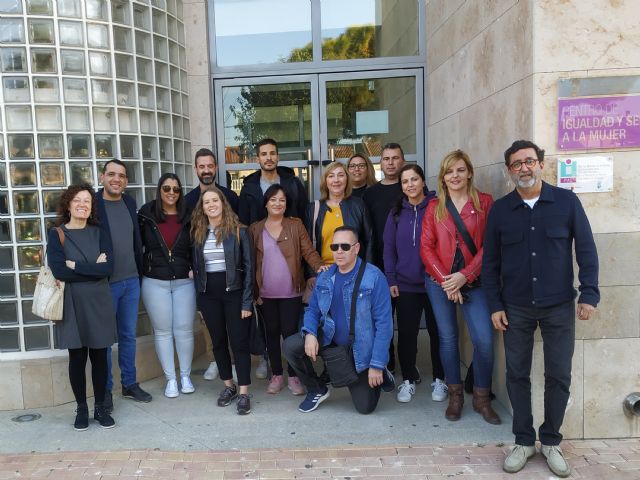 Empleo colabora en la contratación de 10 personas en un nuevo supermercado - 1, Foto 1