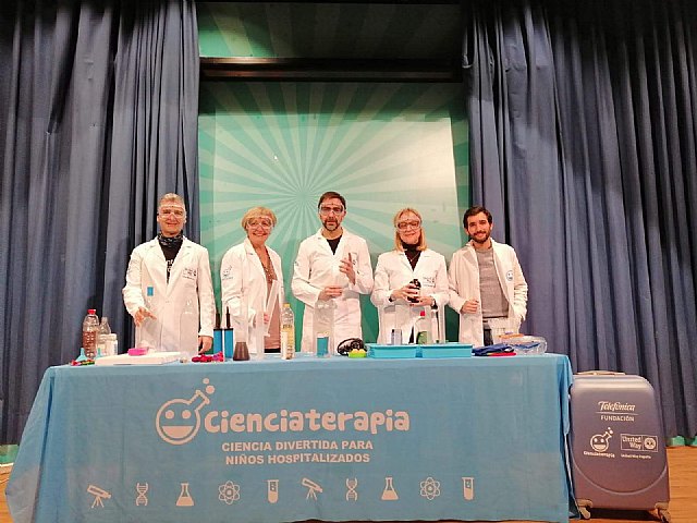 La ciencia divierte a niños hospitalizados - 1, Foto 1