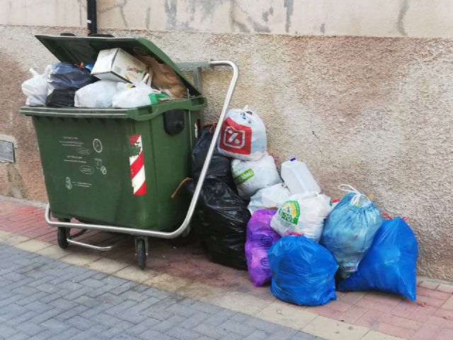 IU verdes Jumilla demanda una gestión distinta de la recogida de basura con hincapié en los problemas que causan los contenedores - 2, Foto 2