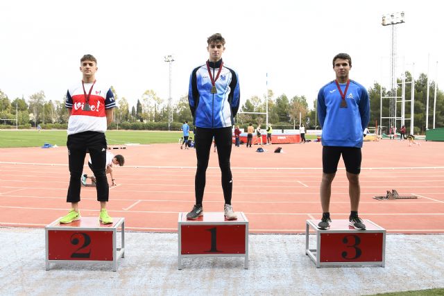 El Club Atletismo Alhama suma cuatro metales en el 