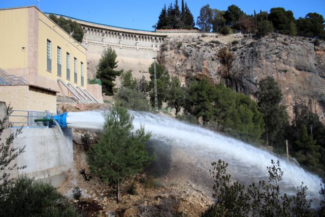 La CHS finaliza los trabajos de renovación, conducciones y mejora de las tomas de explotación del embalse de La Cierva - 1, Foto 1