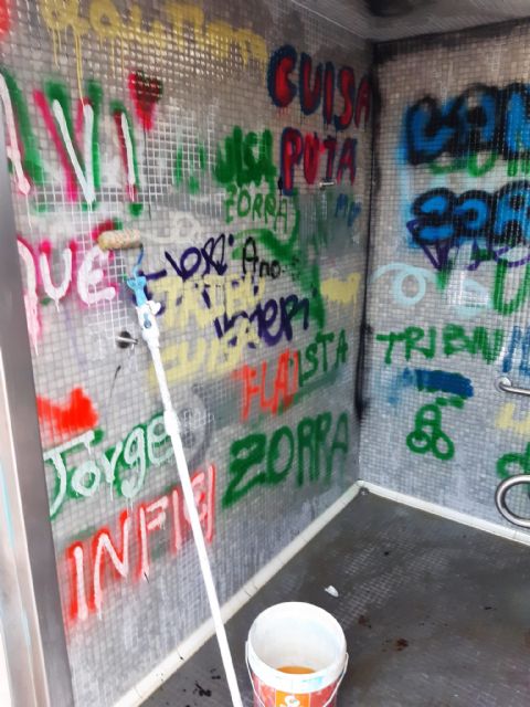 Servicios comienza una actuación especial para la limpieza de calles y contenedores - 4, Foto 4