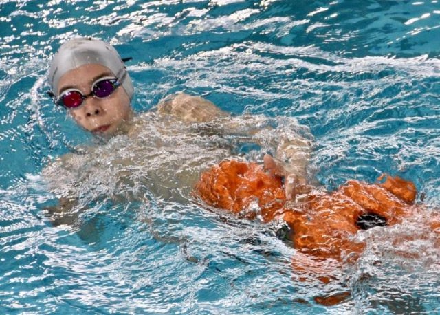 Un socorrista en una de las pruebas del XXXIV Campeonato de España de Invierno Infantil y Cadete, disputado en Valladolid el 8 y 9 de febrero pasado. AUTOR: Javier Sánchez-RFESS, Foto 1