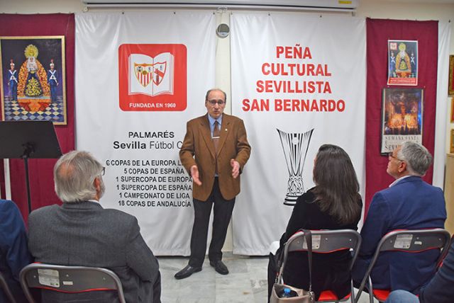 En la Peña Cultural Sevillista San Bernardo se ha celebrado la Exaltación de la Semana Santa por el escritor Paco Pérez Estepa - 1, Foto 1
