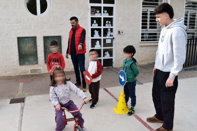 Unos 1.200 escolares de 11 centros educativos participan en la nueva edición de la campa&ntilde;a de educación vial - 4, Foto 4