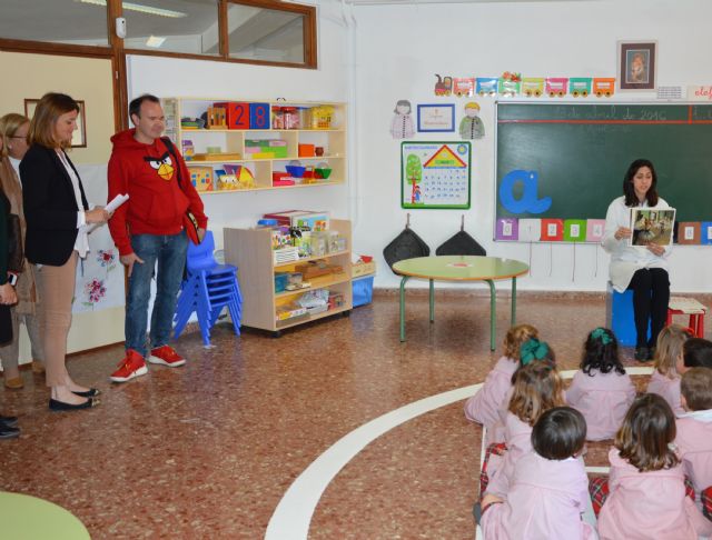 El fundador del juego Angry Birds visita el colegio Monteagudo-Nelva - 1, Foto 1