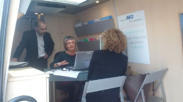 La Oficina móvil del INFO presenta en San Pedro el portal Encuentra tu sitio - 1, Foto 1