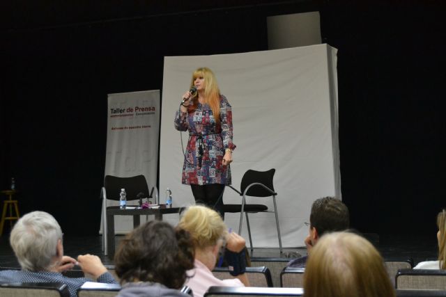 La Magia del cuento breve inauguró las actividades del Día del Libro en San Pedro - 2, Foto 2