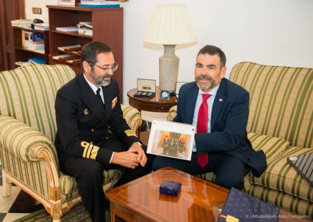 El alcalde conoce de cerca las acciones de vigilancia que realiza la Fuerza de Acción Marítima - 2, Foto 2
