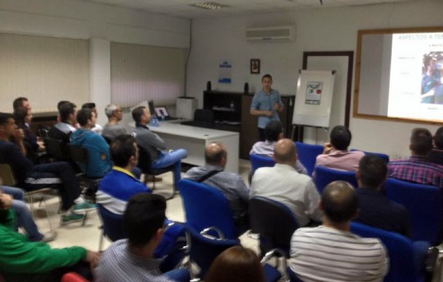 Las Torres de Cotillas se informa sobre nutrición y claves psicológicas en el rendimiento deportivo - 3, Foto 3