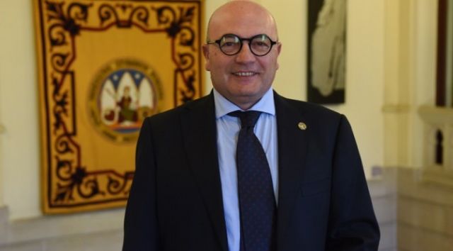 El decano de la facultad de Ciencias del Deporte asesora al Congreso en la elaboración de la nueva ley del deporte - 1, Foto 1