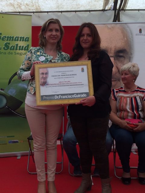 Las asociaciones y federación de enfermedades raras, la administrativa Mari Carmen Garres y el médico Luis Alberto Ceruto reciben el VIII Premio Doctor Francisco Guirado 2018, otorgado por el Ayuntamiento de Molina de Segura - 2, Foto 2