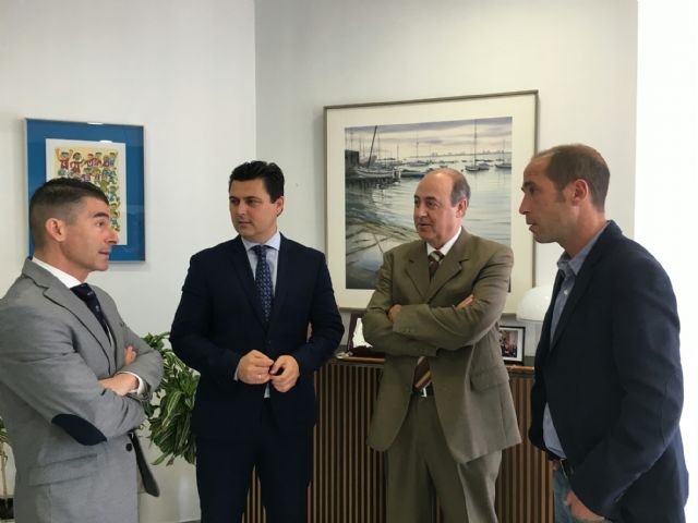 El presidente de la Estación Náutica traslada al alcalde sus inquietudes en materia de turismo náutico y promoción del Mar Menor - 1, Foto 1