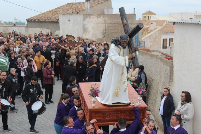 El Vía Crucis congregó a numerosos fieles en Puerto Lumbreras - 1, Foto 1