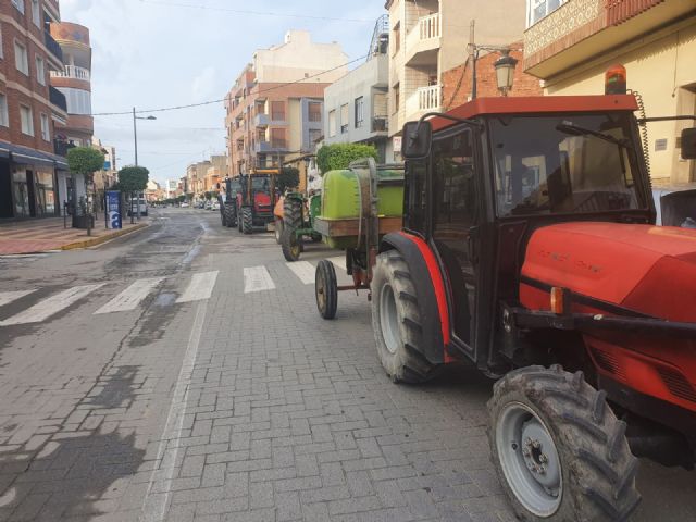 El Ayuntamiento de Puerto Lumbreras intensifica las tareas de limpieza y desinfección contra el Covid-19 - 3, Foto 3