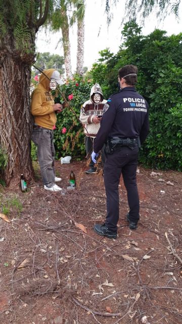 La Policía Local de Torre Pacheco detiene a tres personas por incumplir las medidas de restricción del estado de alarma - 2, Foto 2