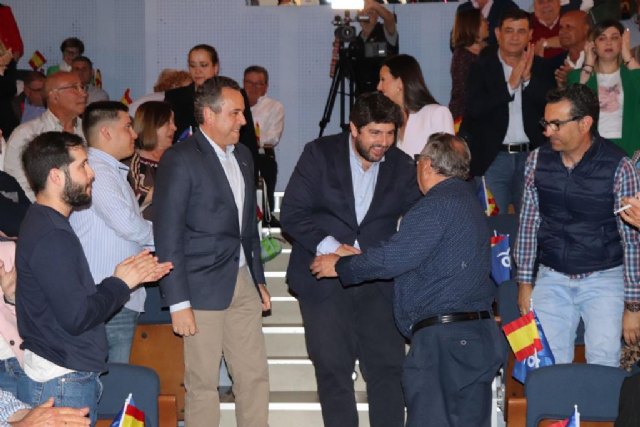 López Miras: El PP sí cree en la agricultura que necesita el trasvase para subsistir y Sánchez ha recortado - 2, Foto 2