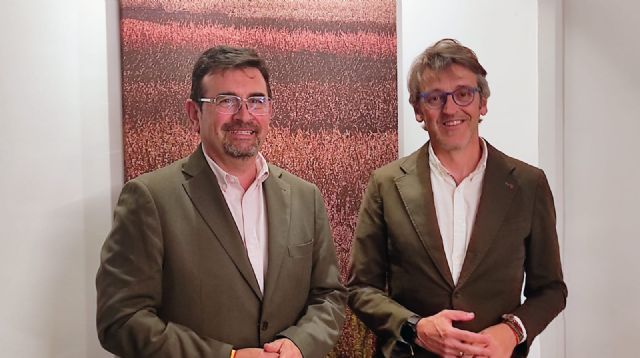 Tomás Rubio se compromete a lanzar una línea de ayudas directas al comercio, hostelería y autónomos para impulsar a los empresarios de Cieza - 1, Foto 1