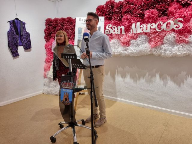 Exposición de chalecos, balconeras y refajos de las alumnas de Magdalena Caballero - 2, Foto 2