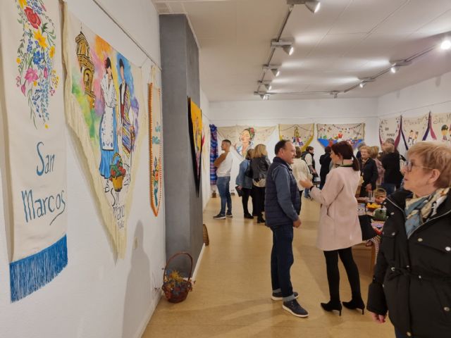 Exposición de chalecos, balconeras y refajos de las alumnas de Magdalena Caballero - 3, Foto 3