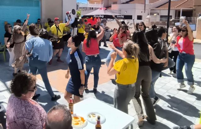 La música y la artesanía deslumbran en la IV ‘Feria de la Primavera’ de Cuesta Blanca - 2, Foto 2