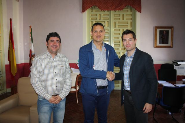 Firmado el contrato para la explotación de la “Plaza de Toros de Cehegín” con la empresa Tauroemoción - 2, Foto 2