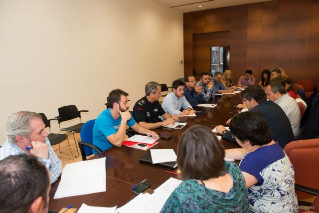 La Mesa del Pacto por la Noche plantea eliminar la zona de botelleo de Cabo de Palos - 5, Foto 5