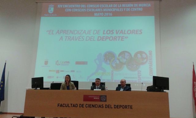 El Consejo Escolar de la Región de Murcia aborda en San Javier la prevención de la violencia en el ámbito educativo - 1, Foto 1