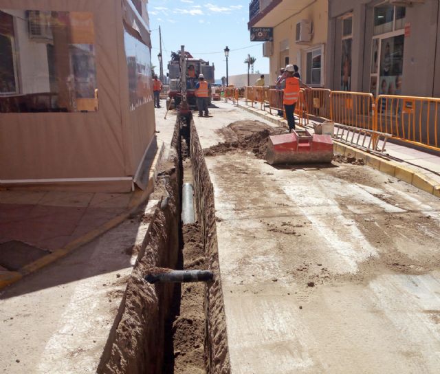 Renuevan la red de agua potable de la calle Pintor José Pérez de Puerto Lumbreras - 1, Foto 1