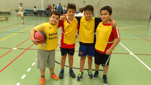 Seis equipos de Totana participaron en los cuartos de final de la Fase Regional de Baloncesto, Balonmano, Fútbol Sala y Voleibol - 5, Foto 5