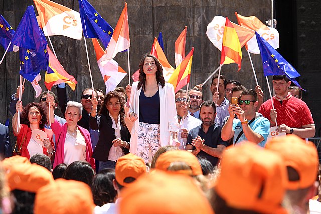 Inés Arrimadas: “Estamos convencidos de que vamos a ganar las elecciones y vamos a gobernar en la Región de Murcia” - 3, Foto 3