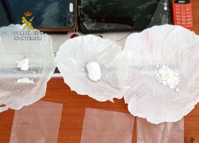 La Guardia Civil desmantela un punto de venta de droga a domicilio en Fortuna - 1, Foto 1