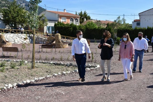 Diego José Mateos: Zarzadilla de Totana cuenta ya con un gran espacio de ocio, jardín botánico y campo de fútbol - 2, Foto 2