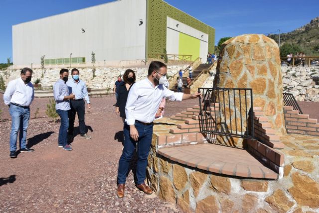 Diego José Mateos: Zarzadilla de Totana cuenta ya con un gran espacio de ocio, jardín botánico y campo de fútbol - 3, Foto 3