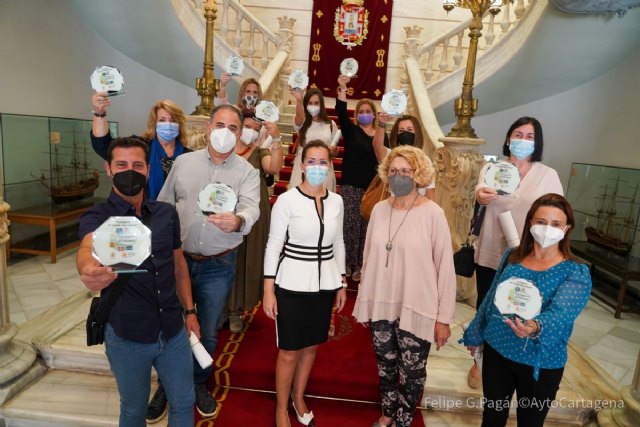 Originales collages de los escolares de Cartagena para mostrar su visión de la interculturalidad en el municipio - 1, Foto 1
