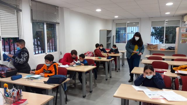 Amazon financia un proyecto de ayuda escolar de Cruz Roja Juventud en Murcia - 4, Foto 4