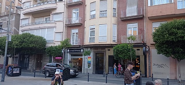 Trabajadores en el barrio murciano de Santa Eulalia: Es la Chueca de Murcia - 2, Foto 2