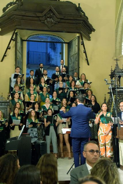 Se está celebrando el culto de Quinario de la Hermandad de la Vera-cruz de Alcalá del Río - 2, Foto 2