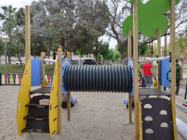 Los vecinos de El Palmar estrenan un renovado Parque Infantil, nuevo asfaltado, y mejoras en vías y calles con una inversión de 240.000 euros - 4, Foto 4