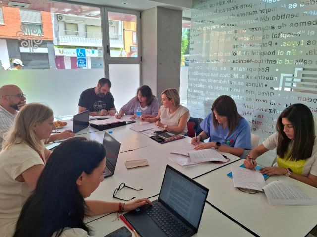 Ribera Hospital de Molina refuerza su compromiso con la igualdad - 2, Foto 2