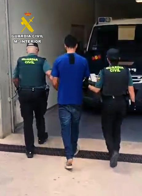 La Guardia Civil detiene en Beniel a un joven dedicado a cometer robos con violencia e intimidación - 4, Foto 4